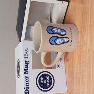 Life is Good Flip Flop Flowers Diner Mug 15 oz